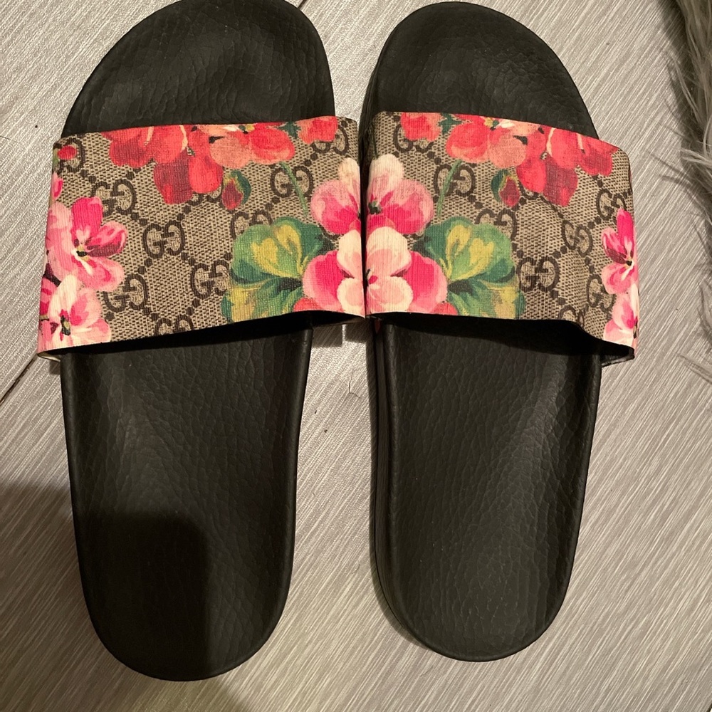 Gucci GG Blooms Slides